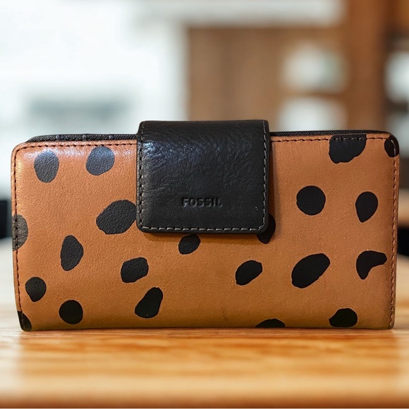 Fossil Handbags - Fossil Brown and Black Spotted Animal Leather Long Wallet Snap Close 7x3.5x1
